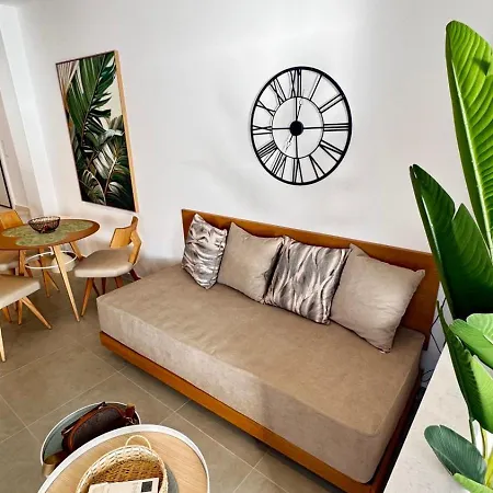 Zoe Seafront Apartment Siviri